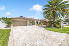 2471 Ne 46th St - Photo 1 of 1