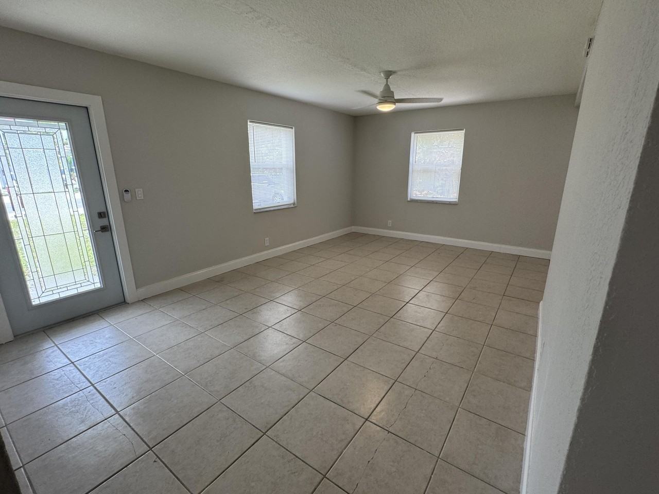 1508 Nw 1st Ave - Photo 4 of 23