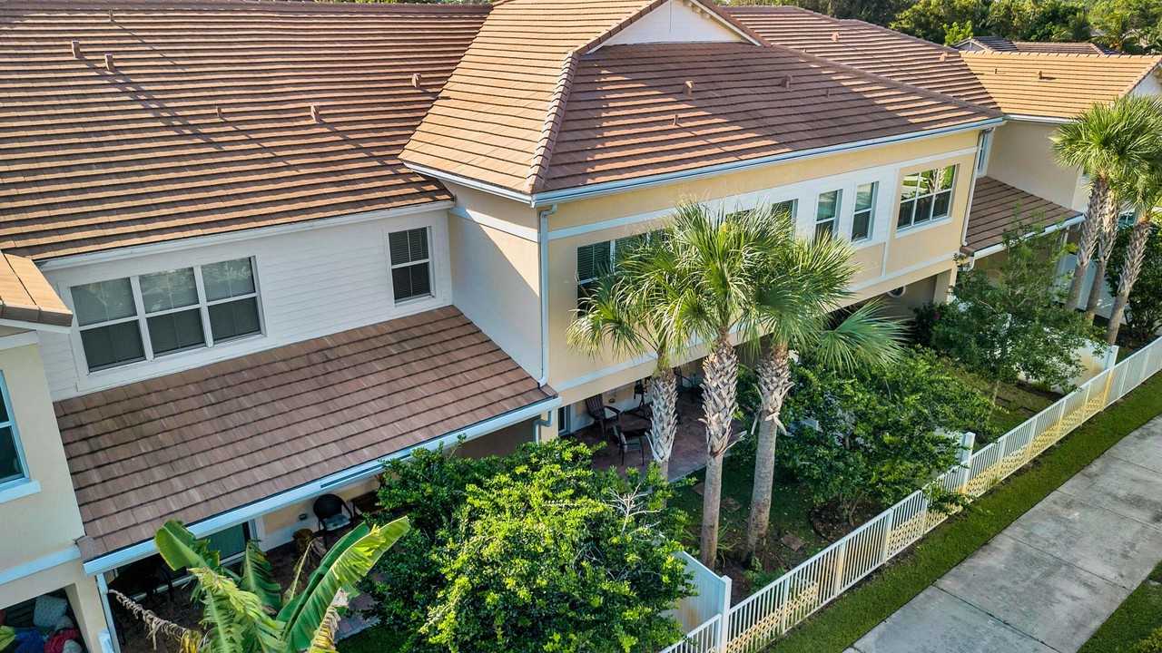 94 Palm Ln - Photo 7 of 25