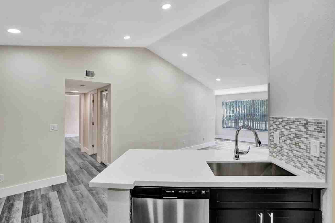 595 Vista Isles Dr #1925 - Photo 3 of 26