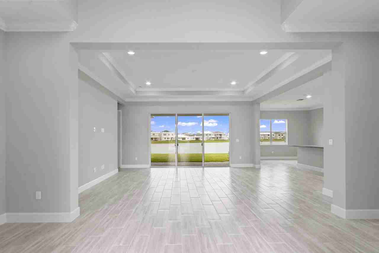 5182 Liberty Ln - Photo 3 of 50