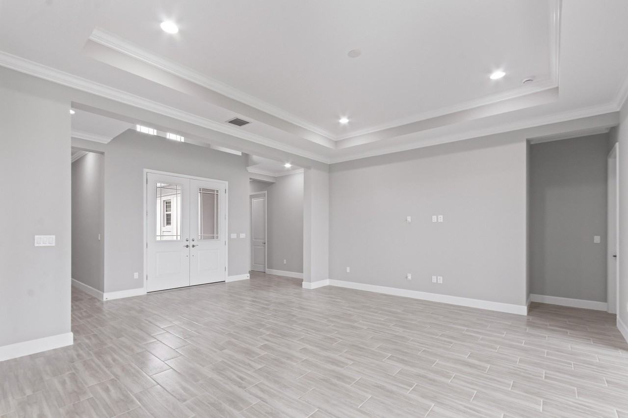 5182 Liberty Ln - Photo 4 of 50