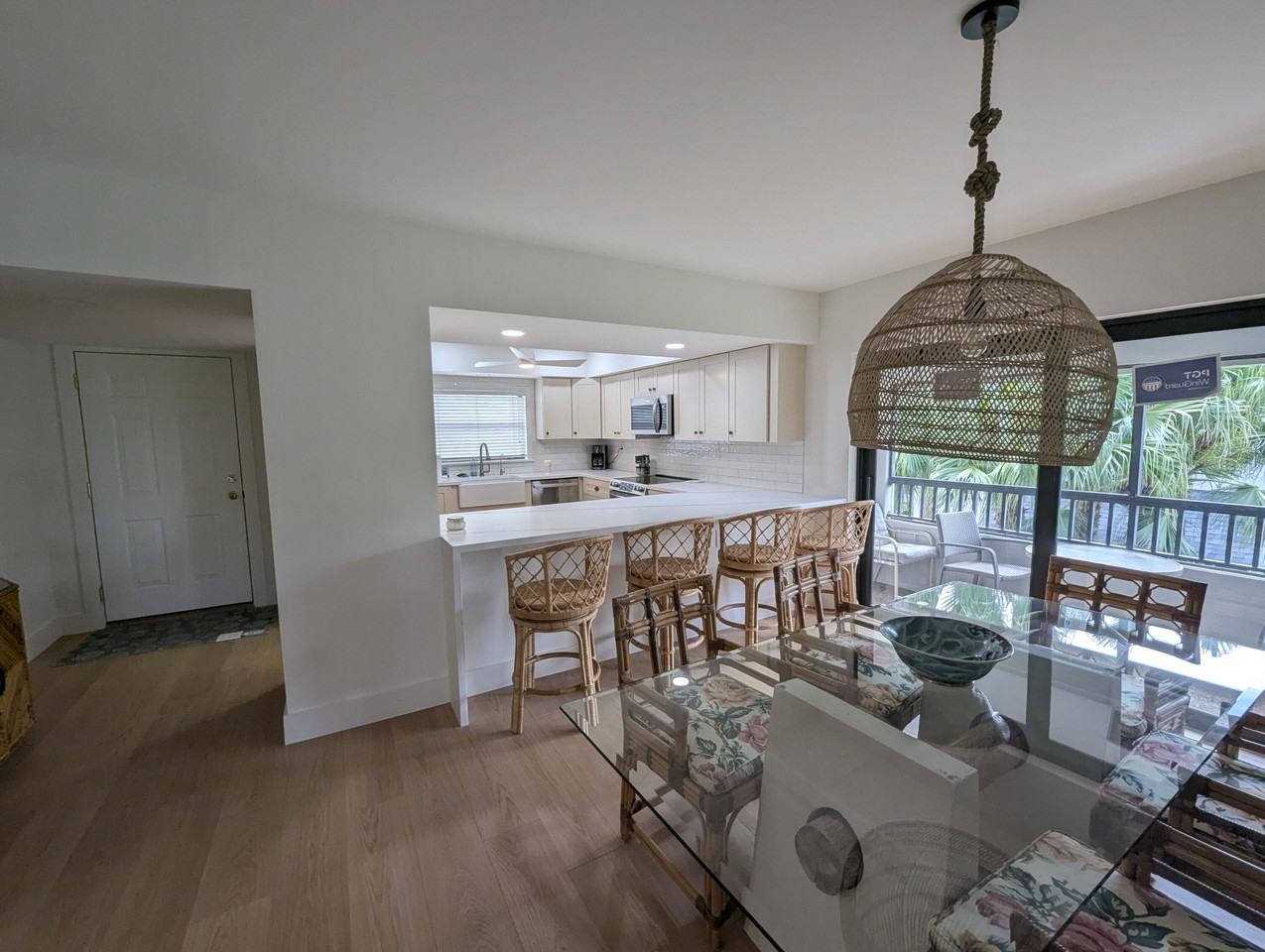 404 Clubhouse Cir - Photo 5 of 20