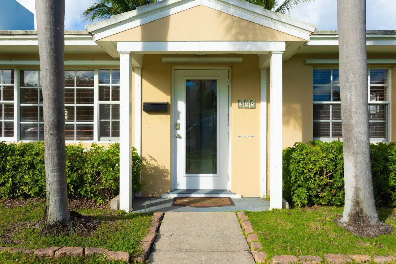 245 Cortez Rd - Photo 5 of 31