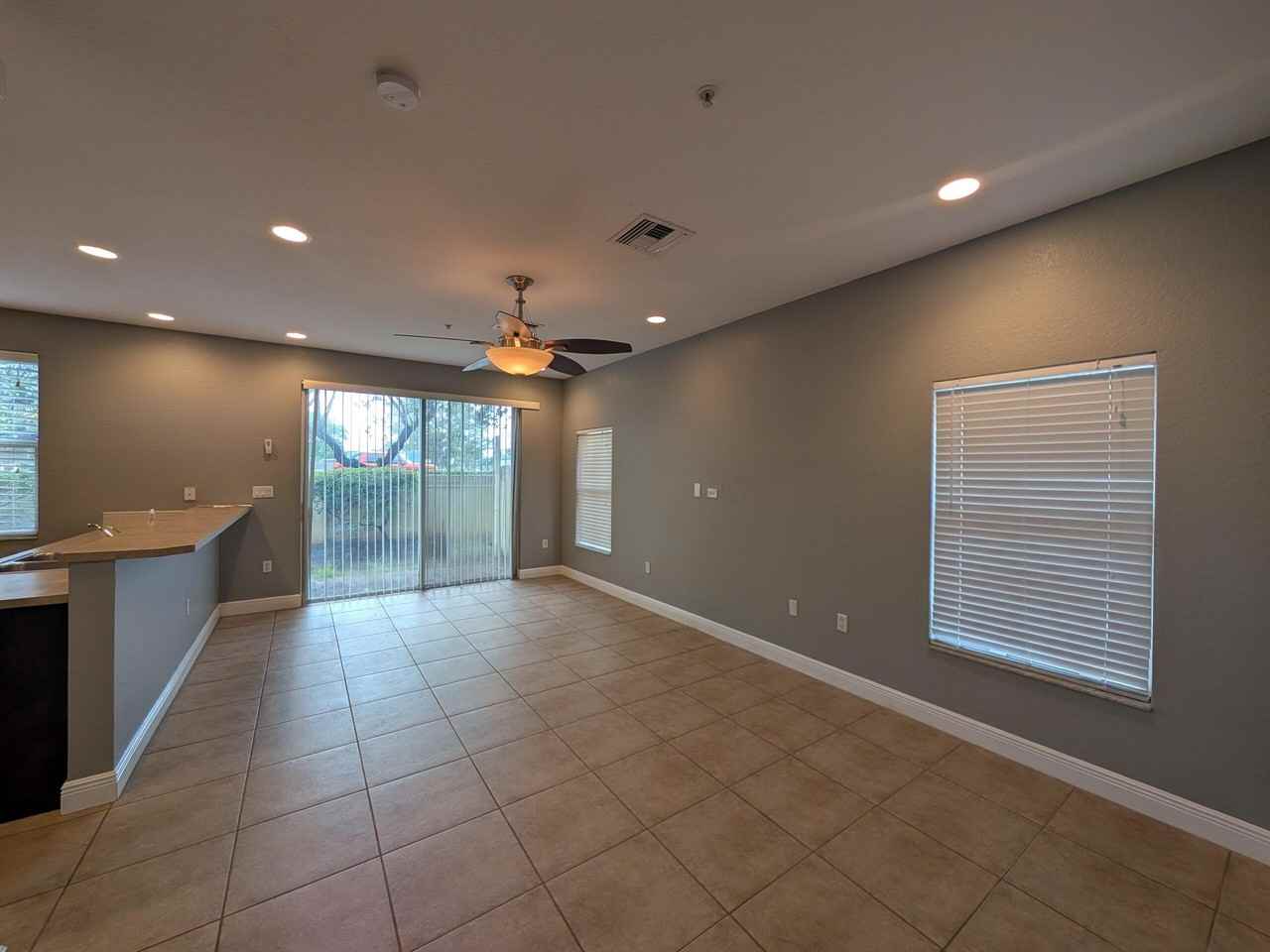 2851 W Prospect Rd #701 - Photo 5 of 41