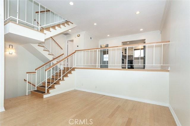 5353 Corteen Pl - Photo 3 of 8