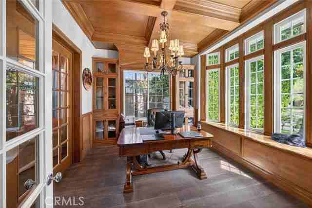 4533 Farmdale Ave - Photo 2 of 6