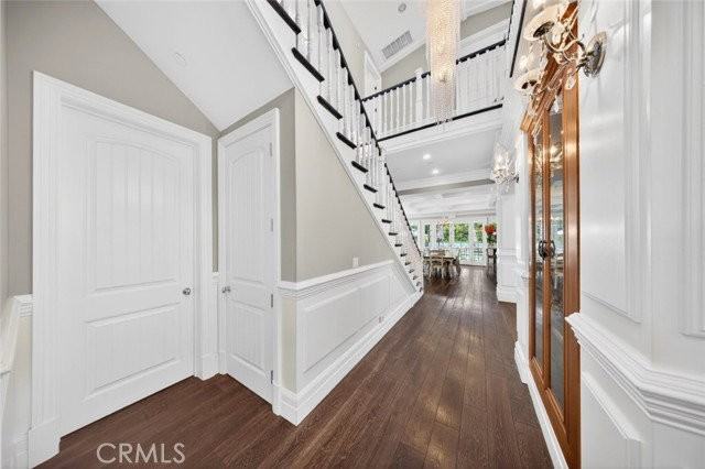 4533 Farmdale Ave - Photo 5 of 6