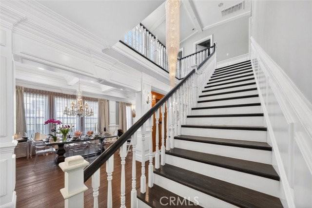 4533 Farmdale Ave - Photo 6 of 6