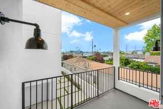 5248 Auckland Ave - Photo 7 of 8