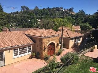 3920 Van Noord Ave - Photo 3 of 8