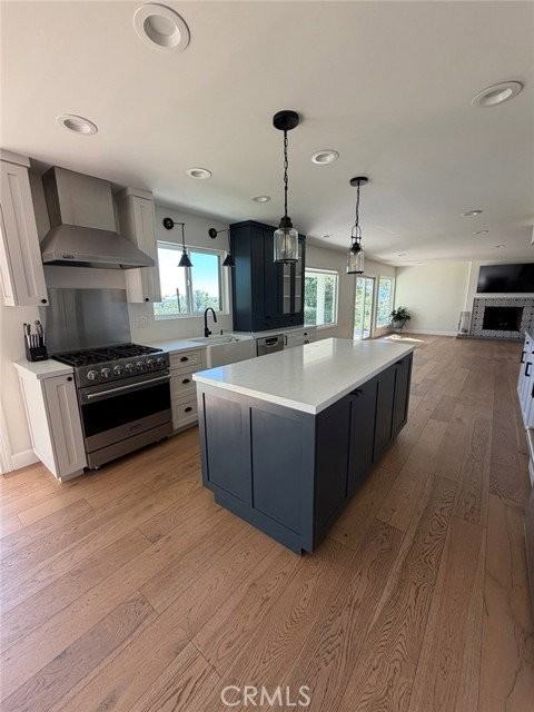 5860 Eilat Pl - Photo 2 of 8