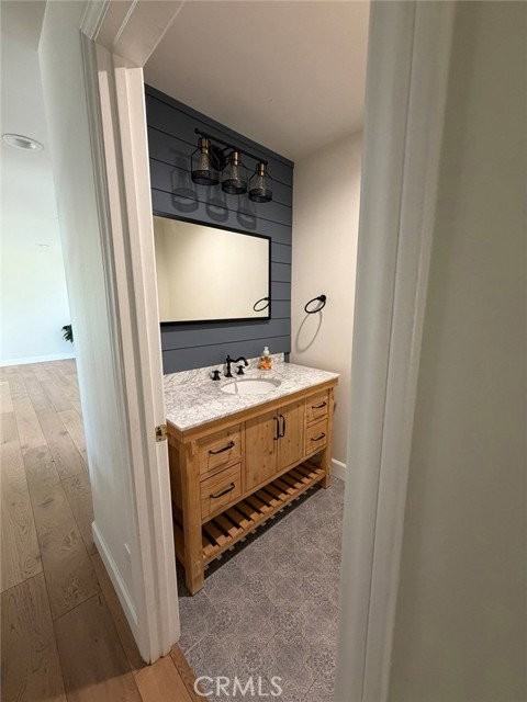 5860 Eilat Pl - Photo 4 of 8