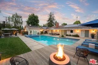 4731 Deseret Dr - Photo 2 of 8