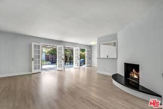 11118 Franklin Ave - Photo 2 of 8