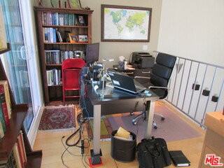 1127 12th St #301 - Photo 6 of 7