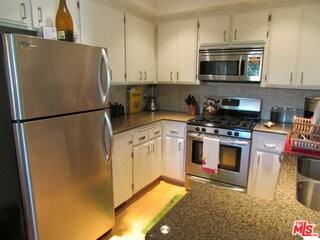 1127 12th St #301 - Photo 7 of 7