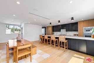 656 California Ave - Photo 5 of 8