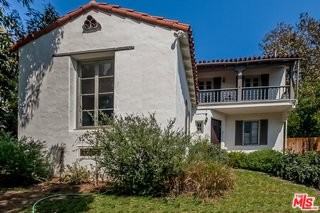 1332 Comstock Ave - Photo 2 of 8