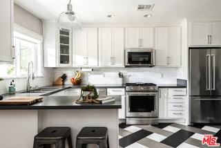 3977 Berryman Ave - Photo 5 of 8