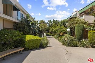 3200 S Sepulveda Blvd #J22 - Photo 1 of 1