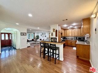 7764 Fountain Ave - Photo 3 of 8