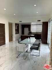 7916 Blackburn Ave #1 - Photo 7 of 8