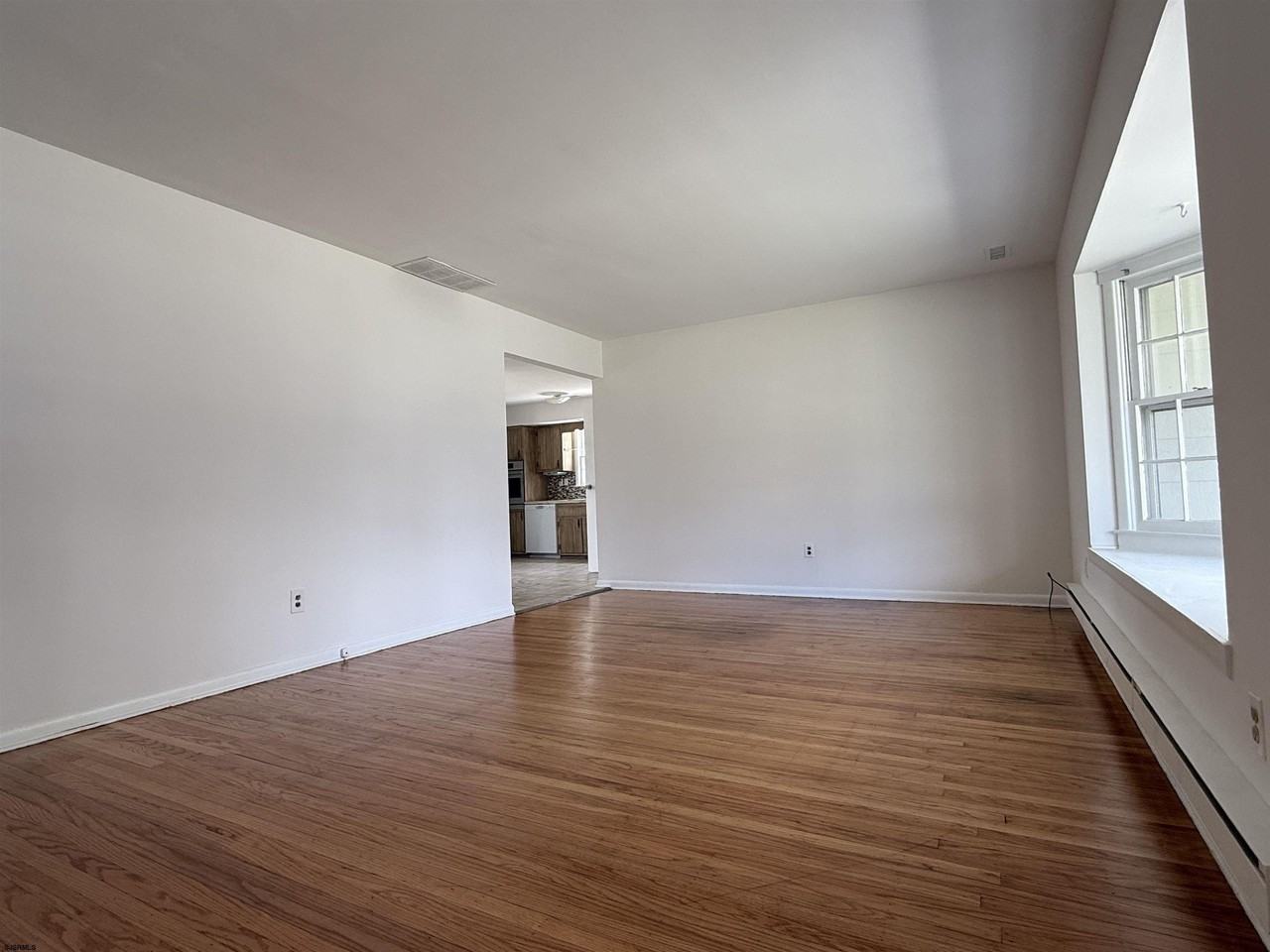 644 5th St Street - Photo 7 of 49