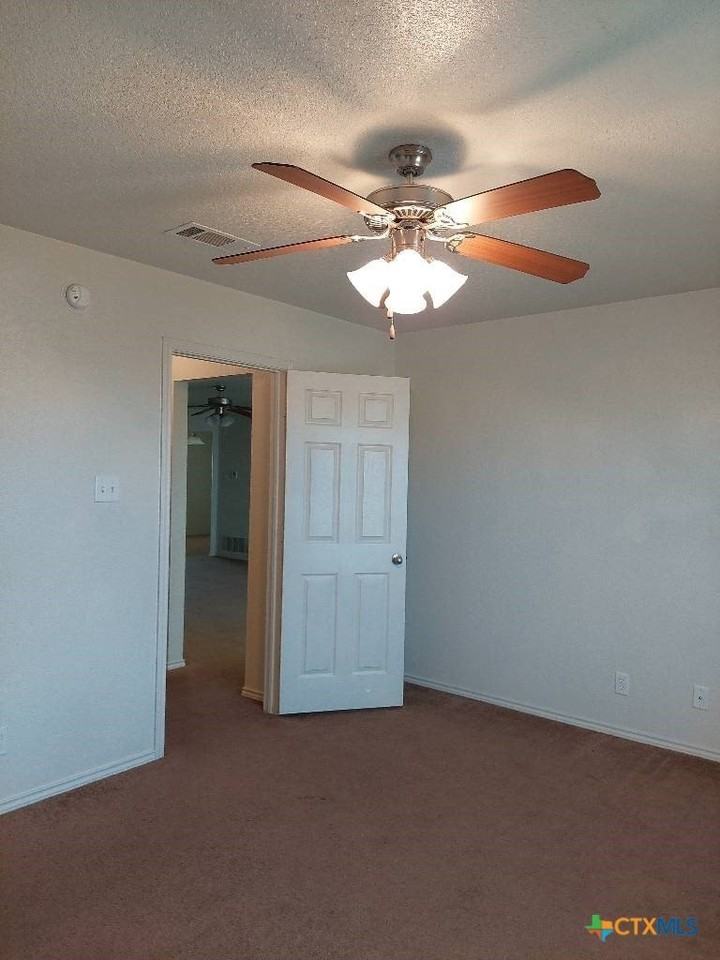 3902 Bolivar Dr - Photo 5 of 11