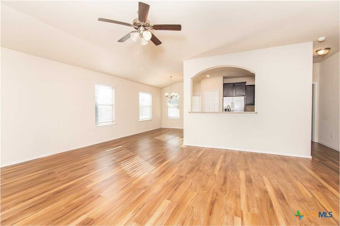 2319 Pintail Loop - Photo 2 of 23