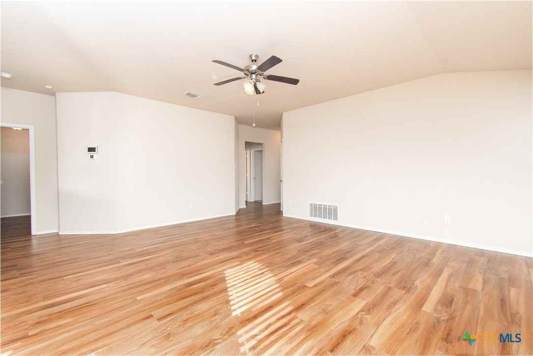 2319 Pintail Loop - Photo 5 of 23