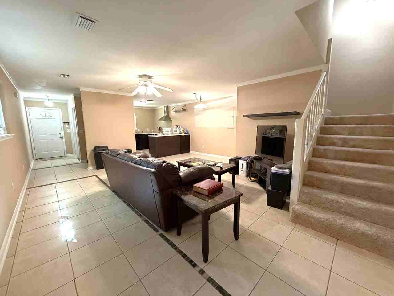 514 Teal Ln - Photo 4 of 28