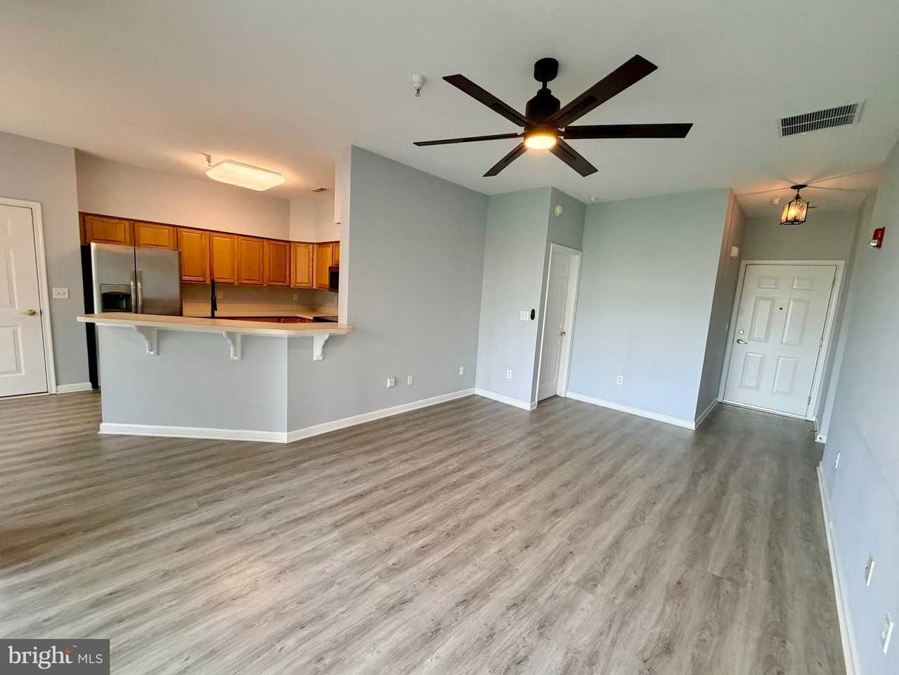 2901C S Heather Dr - Photo 3 of 22