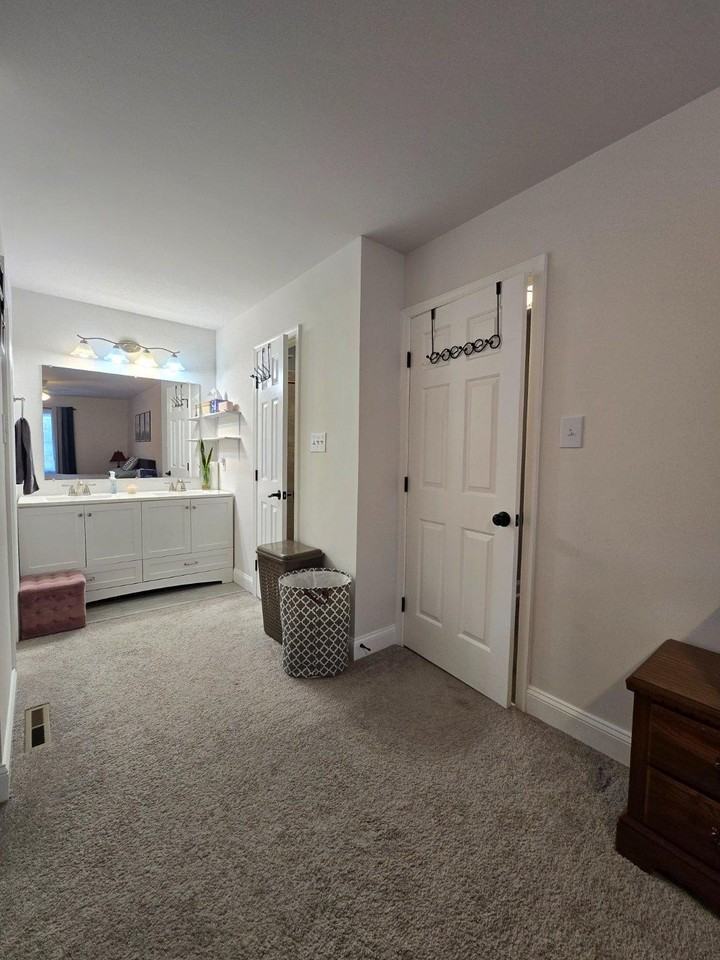 6316 Panda Ct - Photo 5 of 14