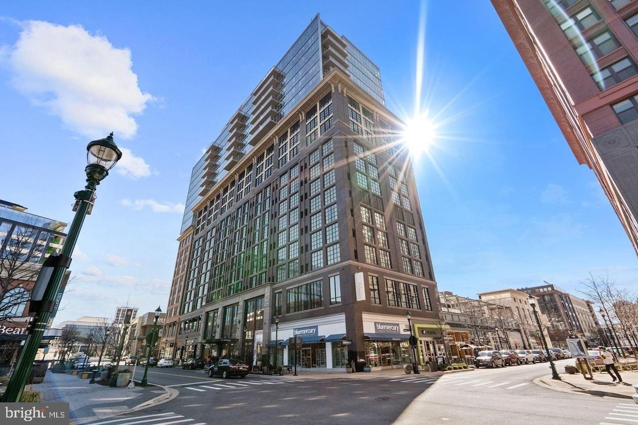 930 Rose Ave #1902 - Photo 5 of 25