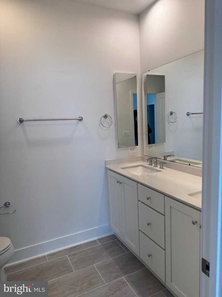 4033 Odessa Shannon Way - Photo 4 of 10