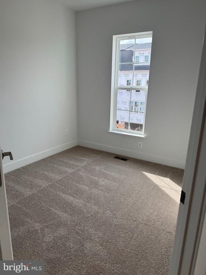 4033 Odessa Shannon Way - Photo 7 of 10