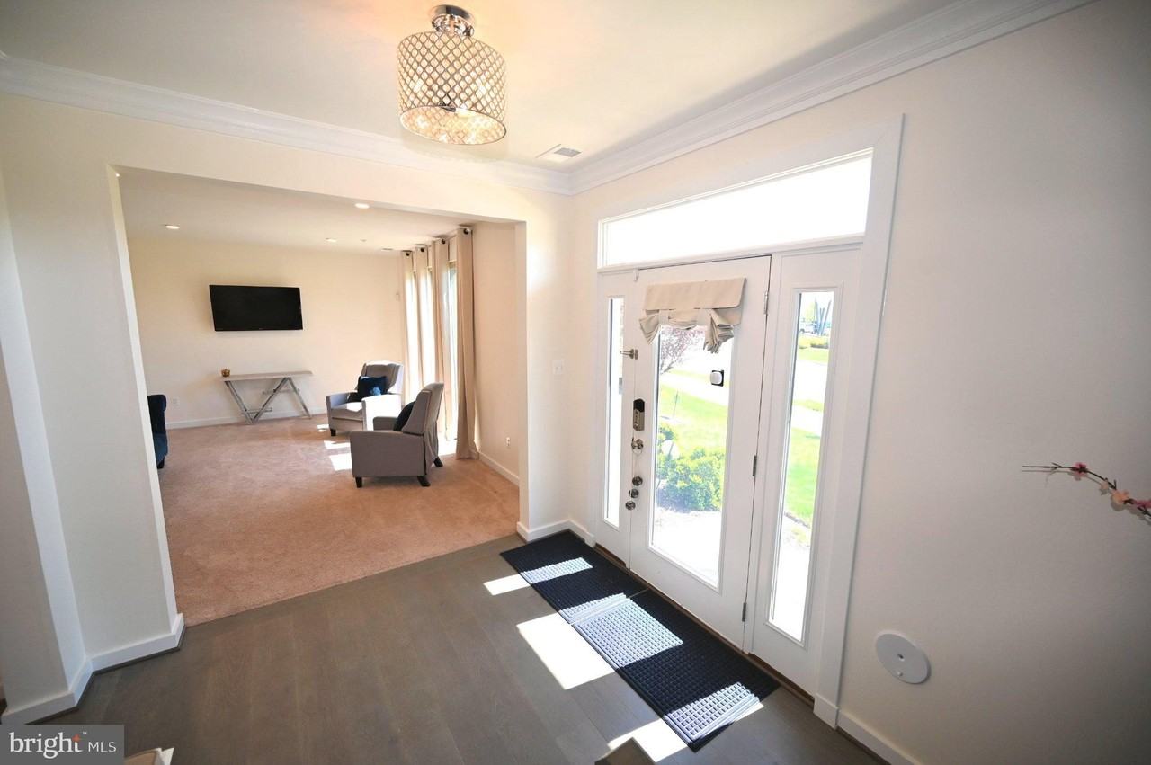 5403 Woodyard Rd - Photo 6 of 50