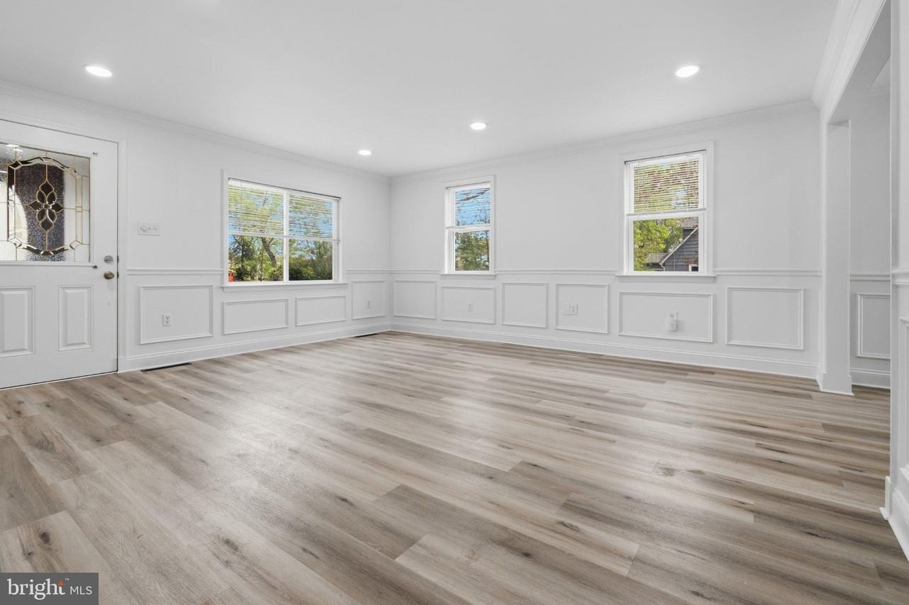 28 Hartford Rd - Photo 7 of 27