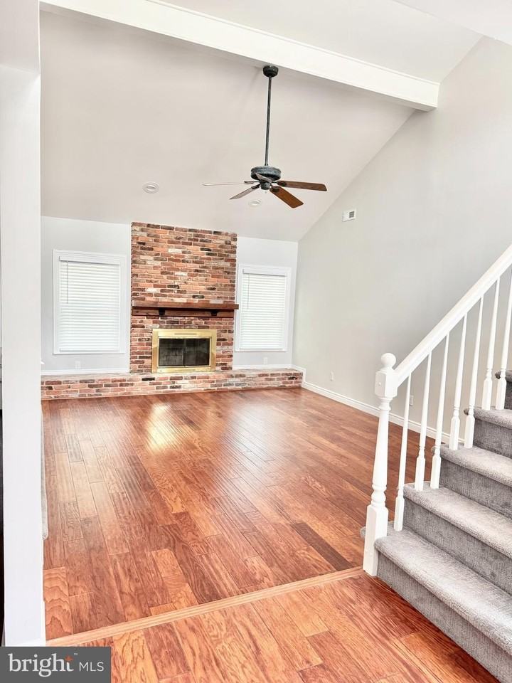 1 Foxborough Ct - Photo 2 of 21