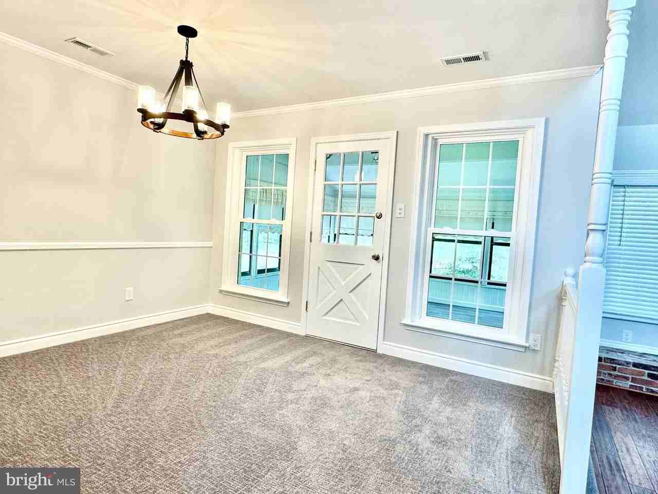 1 Foxborough Ct - Photo 5 of 21