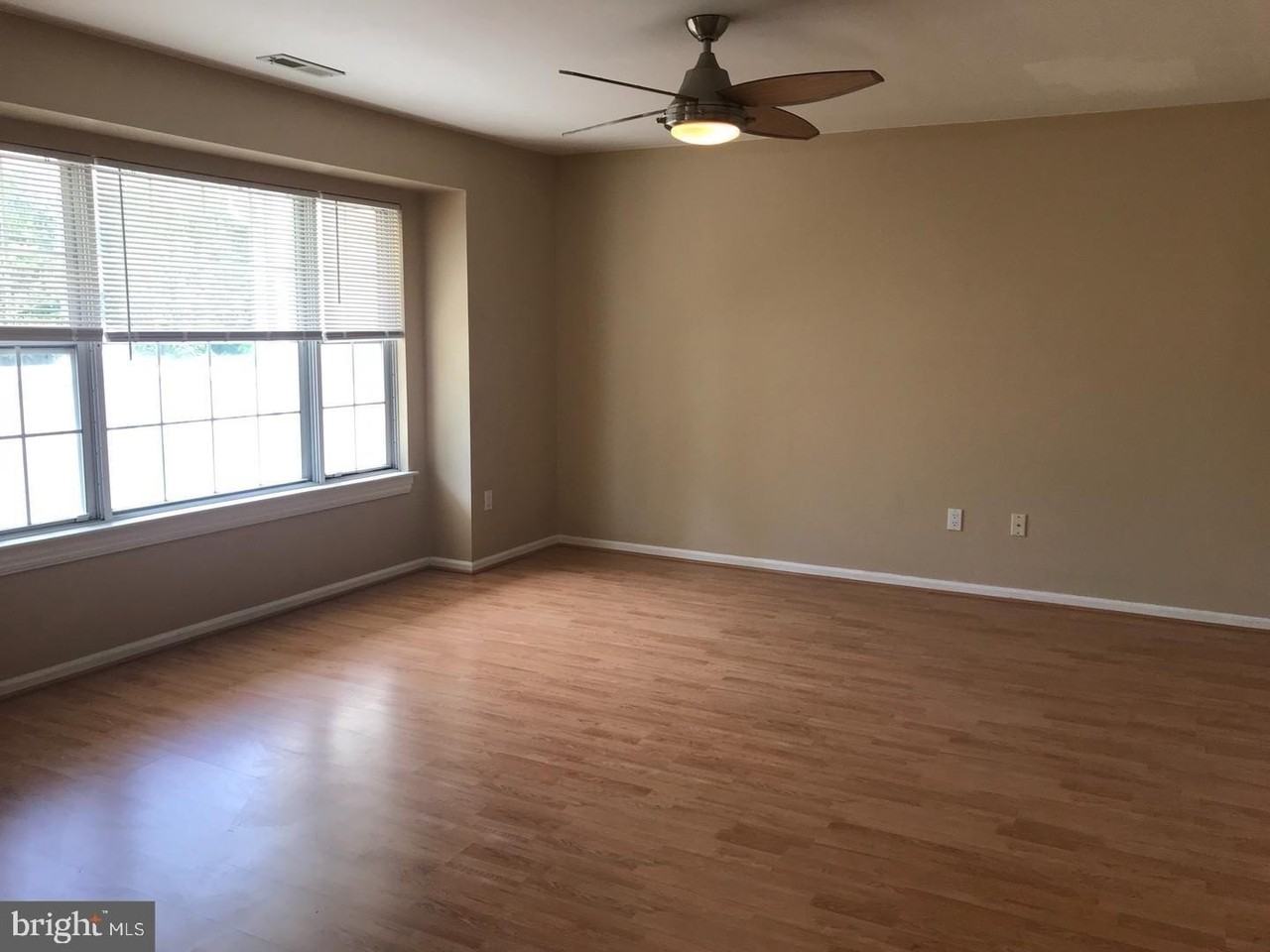 107 Wharton Rd - Photo 4 of 13