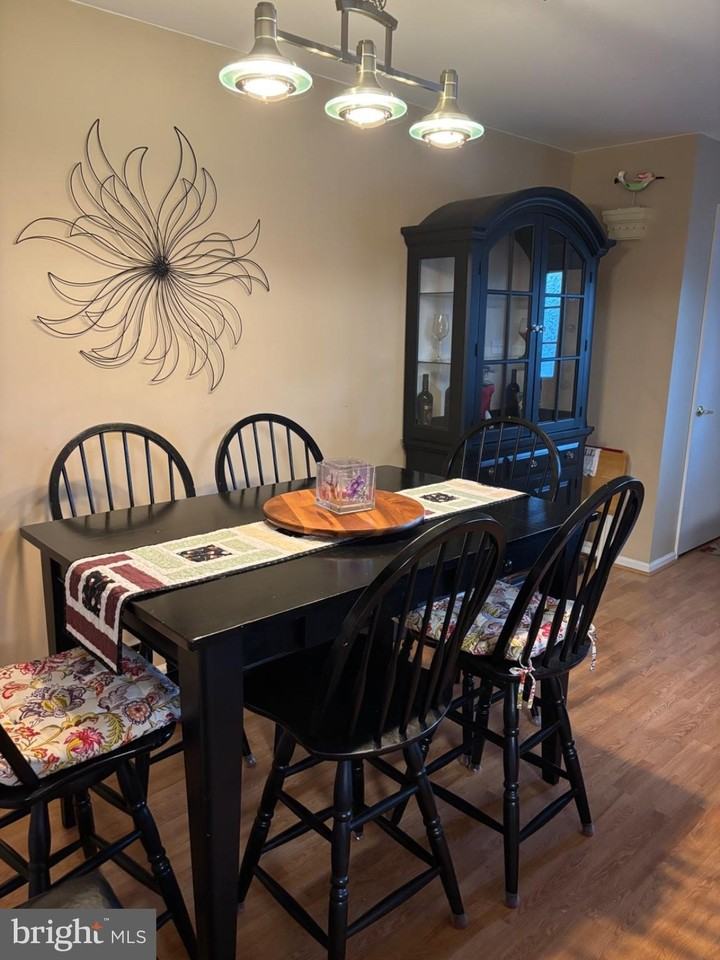 107 Wharton Rd - Photo 5 of 13