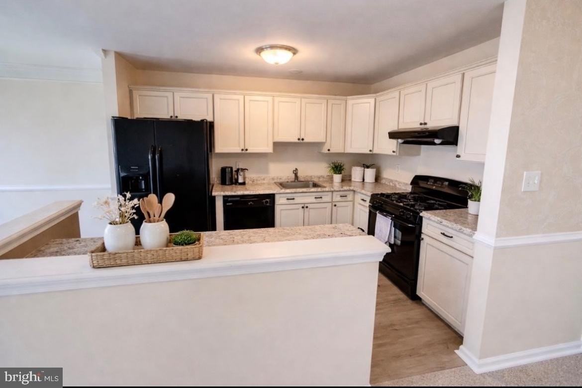 4 Fawn Ct - Photo 3 of 12