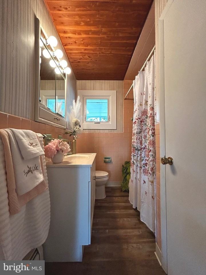 1709 Liberty Ave - Photo 6 of 13