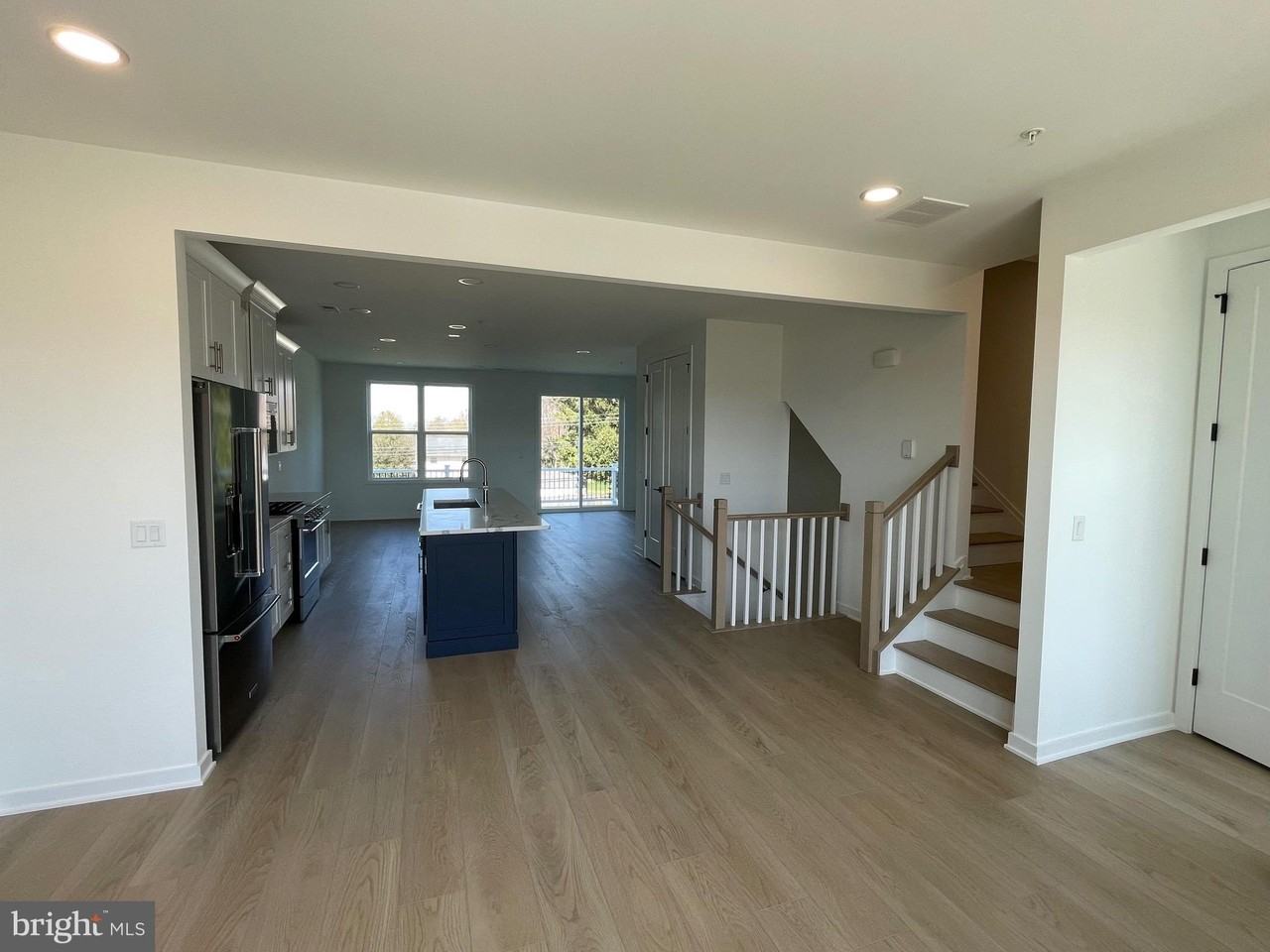 103 BRIANNA Court - Photo 4 of 38