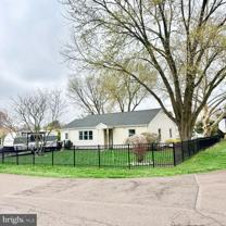 208 FERN Lane - Photo 1 of 1