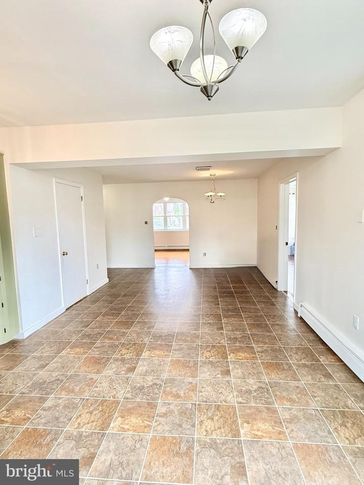 208 FERN Lane - Photo 6 of 20