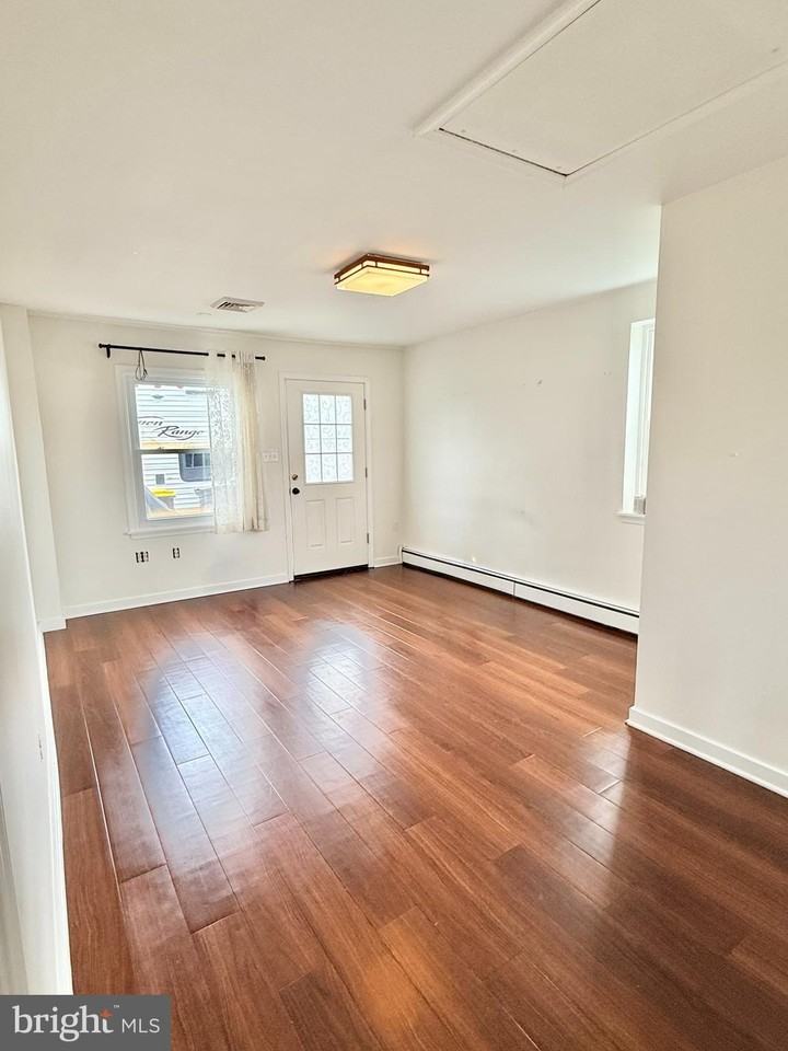 208 FERN Lane - Photo 7 of 20