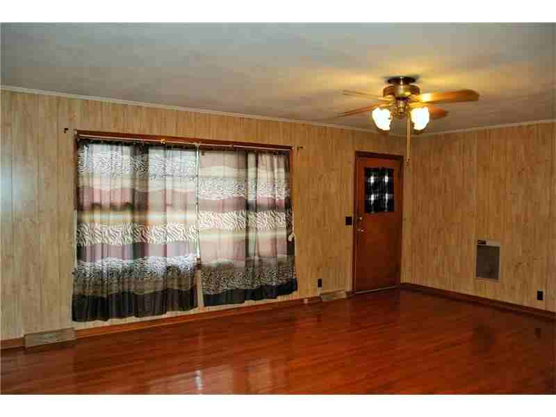 10187 Fincher Rd - Photo 3 of 10